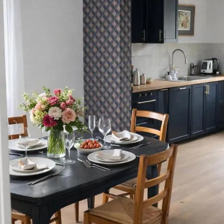 For 10, Heated Pool Jacuzzi, Bordeaux Getaway 펜션