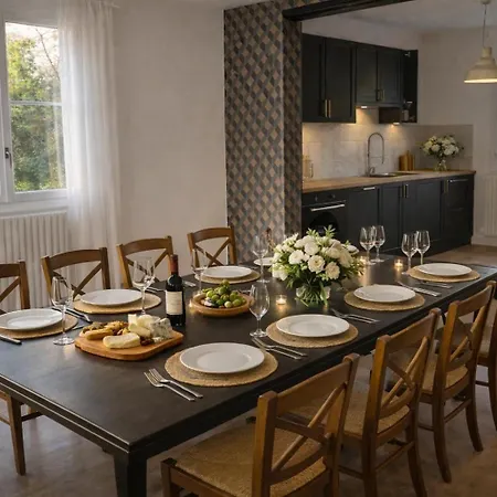 For 10, Heated Pool Jacuzzi, Bordeaux Getaway 펜션 *