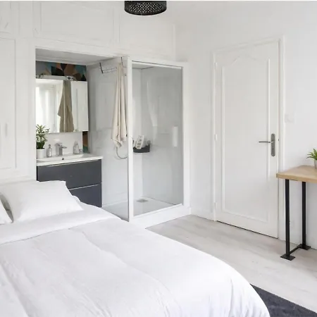 For 10, Pool Jacuzzi, Bordeaux Getaway * Latresne